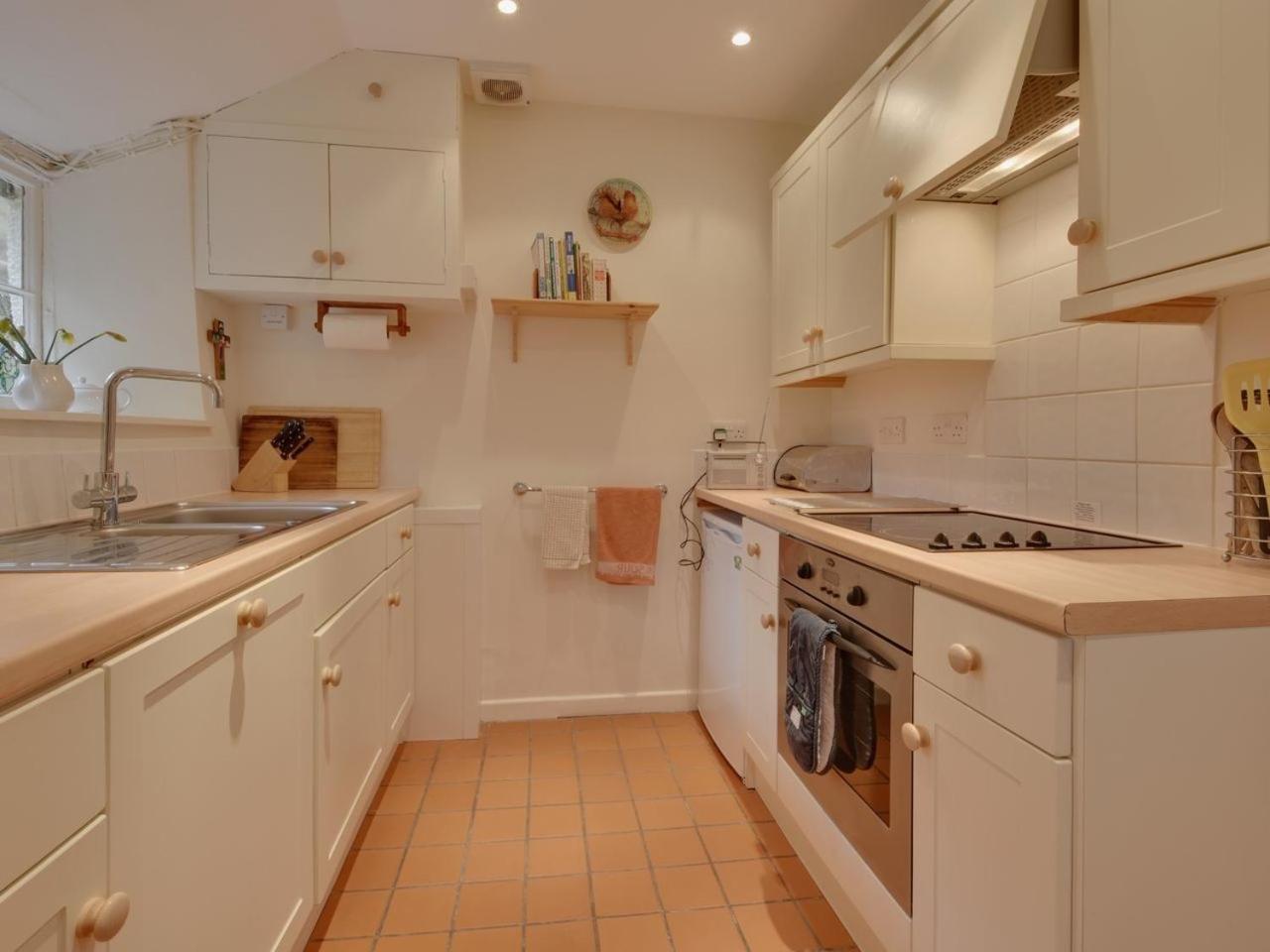 Lew Quarry Cottage Lewdown ภายนอก รูปภาพ